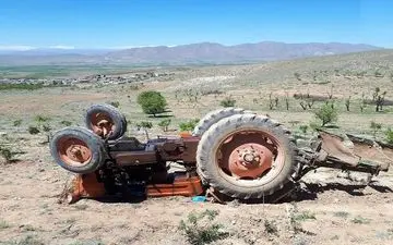 له شدن پسر ۱۳ ساله زیر تراکتور 