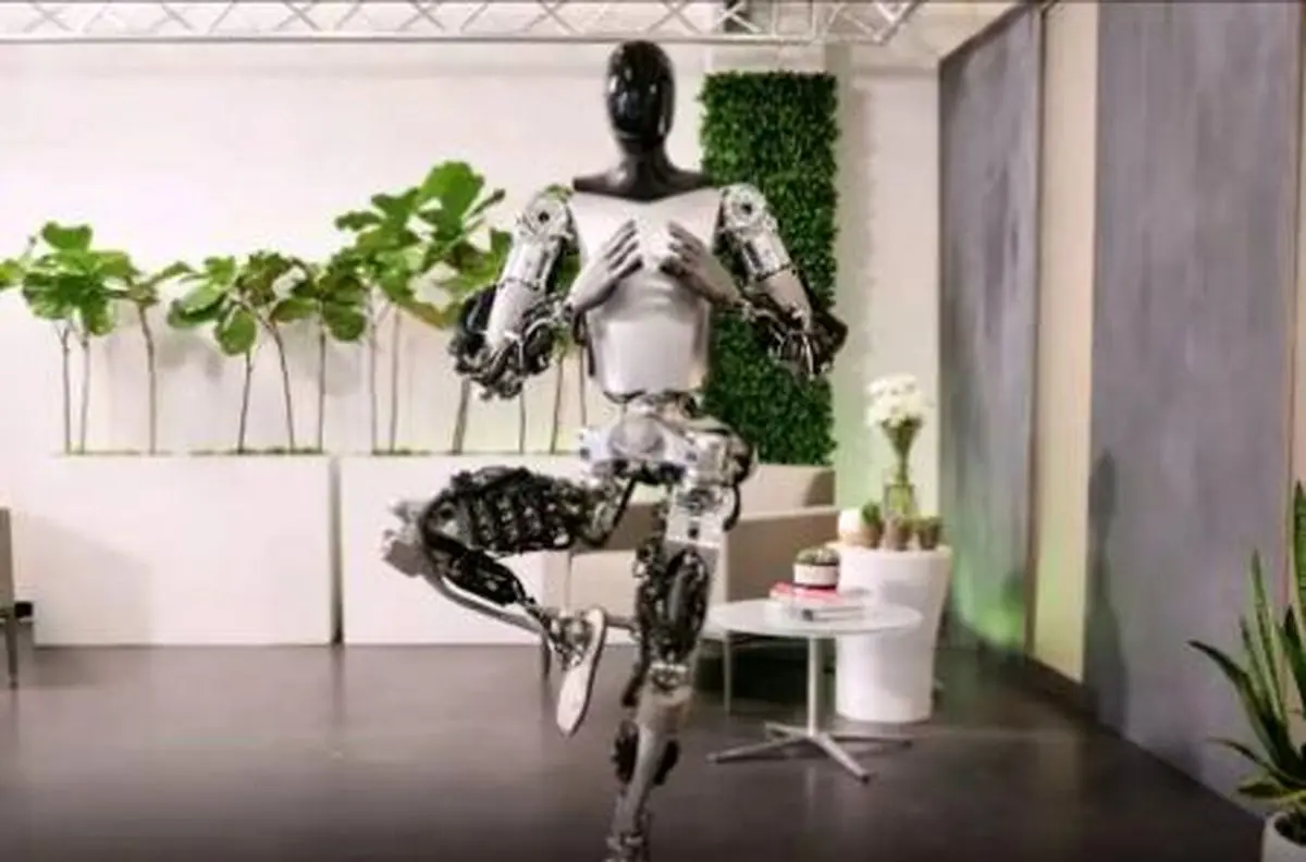 ربات انسان‌نمای تسلا حالا می‌تواند به‌صورت خودکار اشیا را مرتب کند
