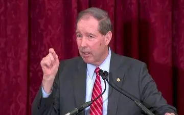 طرح سناتور آمریکایی برای ممنوعیت حمله به ایران بدون تایید کنگره