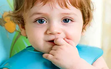 علل رواج ناخن جویدن در کودکان