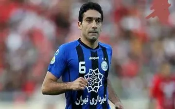 رحمتی: مطمئنم اشتباه اکبریان در بازی استقلال عمدی نبوده