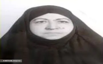 دانشمند شاعره‌ای زیبا سخن از خاندانی اندیشمند