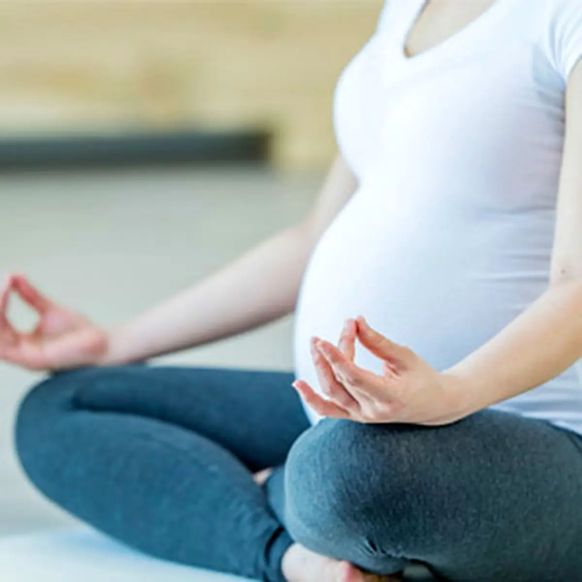 یوگا در دوران بارداری خطر دارد؟