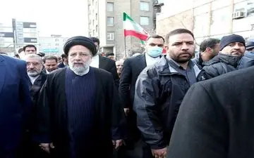 حضور ابراهیم رئیسی در راهپیمایی ۲۲ بهمن