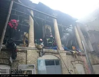 آتش سوزی در بازار سنتی و طلافروشی‌های کرمانشاه + تصاویر