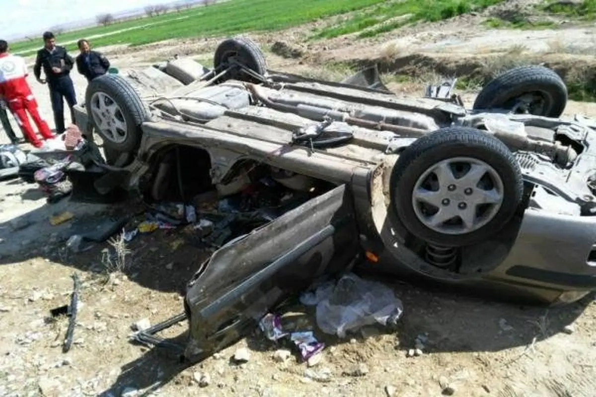 
سوانح جاده ای در شهرستان ساوه ۲ کشته و ۴مصدوم برجای گذاشت
