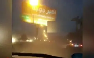 سقوط بیلبورد تبلیغاتی در محور تنکابن رامسر