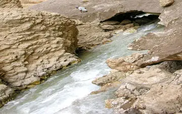 غار یخی چما