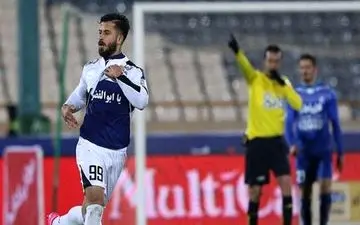 خروج نام آقای ستاره از لیست استقلال ؛ این بازیکن تا نیم فصل از لیست آبی ها خارج شد