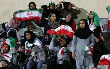 از پهن کردن فرش قرمز زیر پای سلبریتی ها تا مخالفت با حضور بانوان 