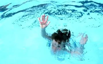مرگ تلخ کودک 2 ساله در استخر کشاورزی 