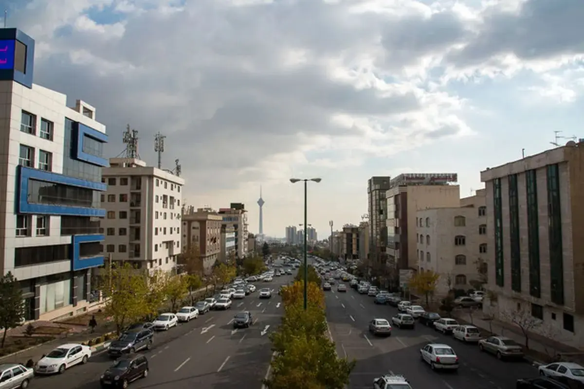 هوای تهران در وضعیت قابل قبول