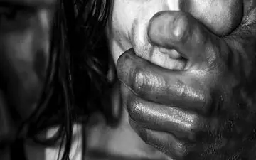  تجاوزهای پی‌ در پی پی به زنان خانه دار توسط پیک موتوری غول پیکر