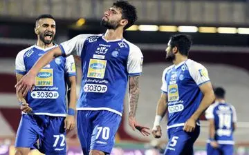 دانشگر همچنان به آینده امیدوار است