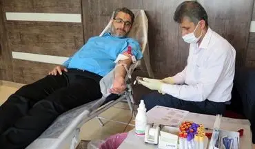 شرکت کارکنان بانک انصار در طرح جهادی اهدای خون+تصاویر