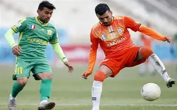 محسن مسلمان همسترینگ پاره کرد 