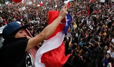 درگیری پلیس ضدشورش در شیلی با معترضان