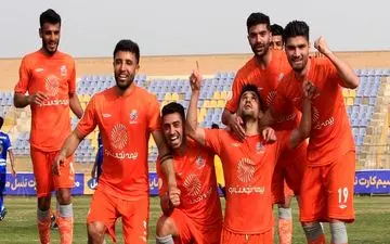 بازگشت روانخواه به تمرینات سایپا +عکس