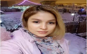 سلفی بهناز شفیعی؛ دختر موتور سوار ایرانی در هوای برفی (عکس)