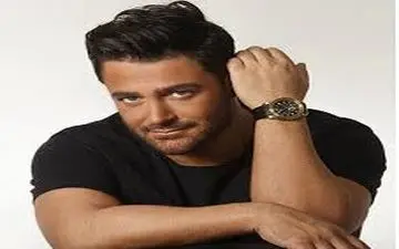 تیپ و ظاهر محمدرضا گلزار در باشگاه بدنسازی