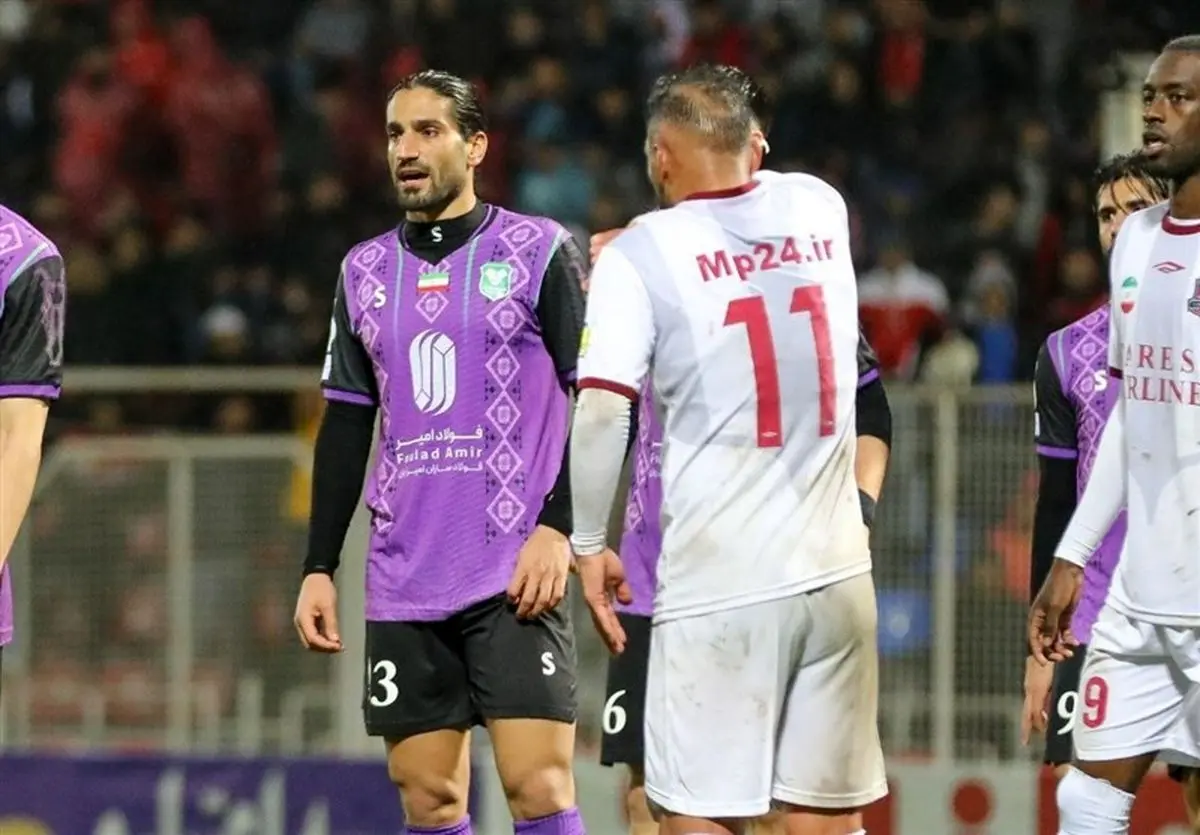 مدافع خیبر: مذاکرهای با پرسپولیس نداشتهام/ بازی در پرسپولیس و استقلال یک افتخار است
