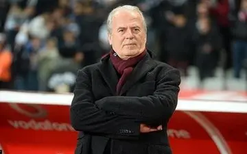 پرسپولیس و هوادارانش را دوست دارم/ بعد از برانکو به ایران می‌آیم و این تیم را قهرمان می‌کنم