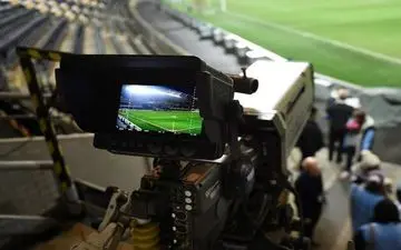 کارخانه پولسازی حق پخش تلویزیونی پرسپولیس و استقلال !