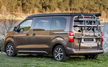 قیمت اجاره ون با راننده در ایران چقدر است؟