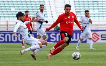 تراکتور مهاجمش را به هیچ قیمتی نمی‌فروشد
