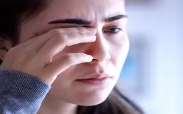 آیا درد پشت چشم خطرناک است؟ شناخت علائم و علل رایج