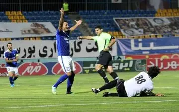 نیمی از تیم‌های لیگ برتر در خطر سقوط