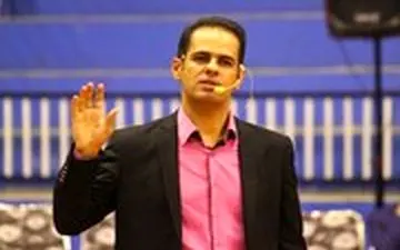 شبکه ۳ عباس قانع را بعد از شایعات اخیر برای گزارش غیر فوتبالی روی آنتن آورد!