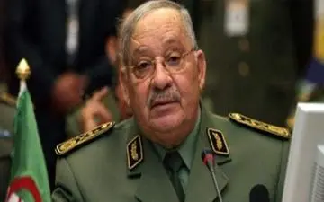 ارتش الجزائر: هیچ گونه دخالت خارجی را در کشورمان نمی‌پذیریم