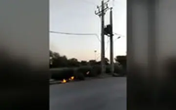 آتش‌گرفتن کابل‌های برق بر اثر گرمای زیاد در خرمشهر