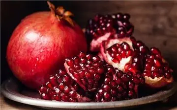 انار از سرطان روده‌ جلوگیری می کند

