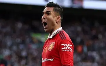 خرید کاسمیرو چقدر هزینه دارد؟

