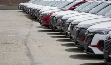 قیمت خودروهای وارداتی امروز سه‌شنبه ۲۸ مرداد ۱۴۰۴ / سوزوکی، تویوتا و رنو ارزان شد! + جدول