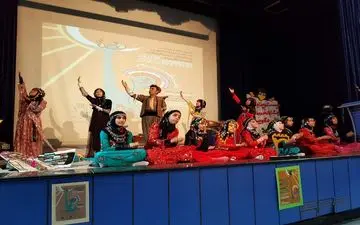 
نواخته شدن زنگ مرحله‌ی استانی جشنواره  قصه‌گویی در کرمانشاه