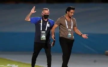 استقلال نباید کمالوند را از دست می‌داد/ستاره‌های استقلال فروشی نیستند