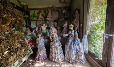 کشف خانه‌ایی متروکه و پر از عروسک‌هایی شیطانی در فرانسه! +تصاویر