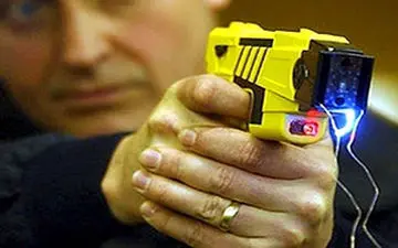 نحوه ساخت و تولید کلت الکتریکی + فیلم 