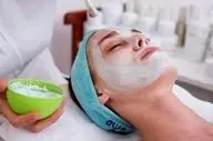 انواع پیری پوست صورت و راه‌حل‌های تخصصی جوان‌سازی