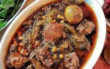 خورشت کرفس با مرغ و لوبیا چیتی رو این طوری درست کن