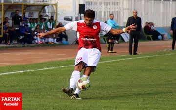 سرمربی استقلالی عذر بازیکن پرسپولیسی را خواست/ اولین اقدام در نقل و انتقالات نیم فصل