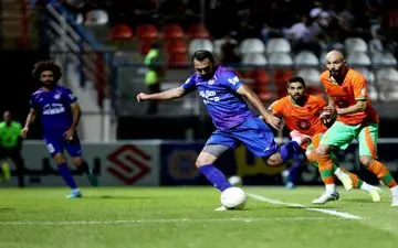 مدافعان هوادار و مس موثر در خط حمله