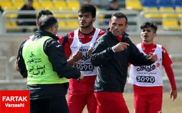 گزارشی از هت‌تریک عجیب پرسپولیس/ شما که شادی بلد نیستید
