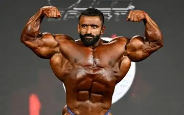 هادی چوپان ایران را به مقصد آمریکا ترک کرد! | آیا هادی چوپان برای همیشه از ایران رفت ؟ + جزئیات و تصاویر