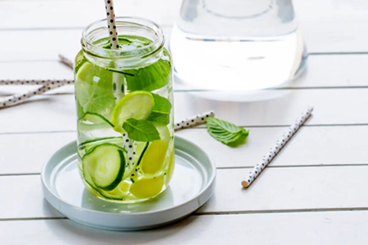 با فواید نوشیدن آب لیمو با معده خالی آشنا شوید