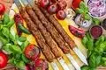 طرز تهیه کباب کوبیده سنگدان مرغ؛ خوشمزه، اقتصادی و به سبک رستورانی
