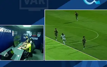 مردود شدن گل سوم استقلال خوزستان به دلیل آفساید! + ویدئو